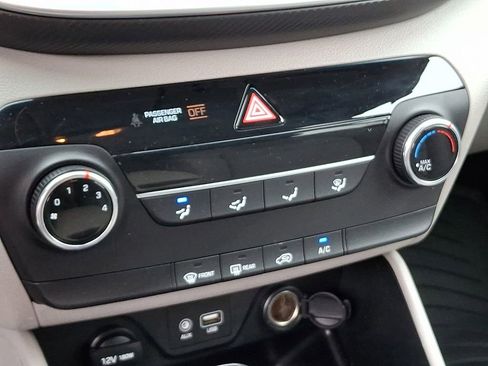 Used 2021 Hyundai Tucson SE AWD/4WD image 15