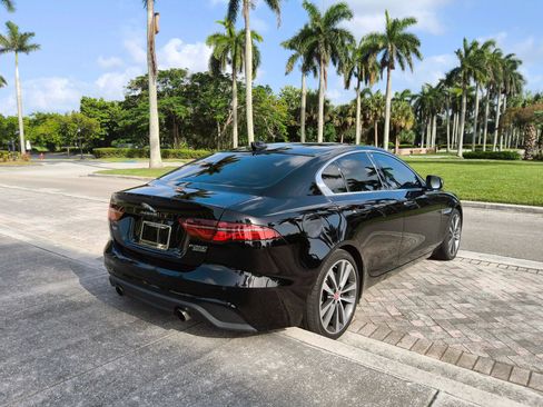 Used 2020 Jaguar XE S AWD/4WD image 23