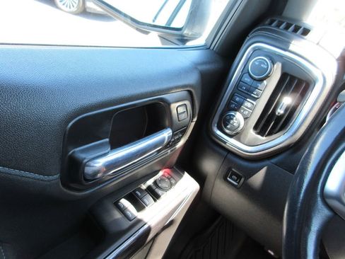 Certified 2021 Chevrolet Silverado 1500 LTZ AWD/4WD image 32