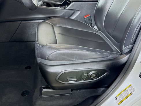 Used 2023 Jeep Grand Cherokee L Limited image 22