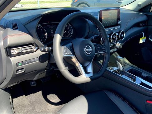 New 2025 Nissan Sentra SR w/ SR Premium Package image 9