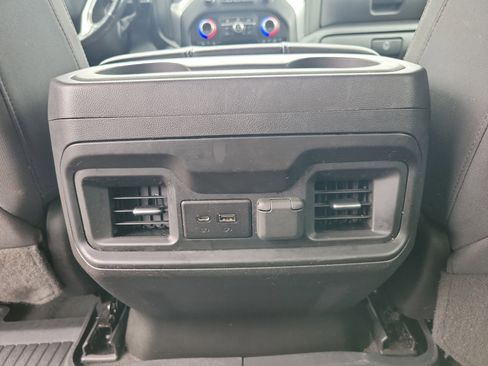 Used 2021 Chevrolet Silverado 1500 LT Trail Boss w/ Bed Protection Package AWD/4WD image 8
