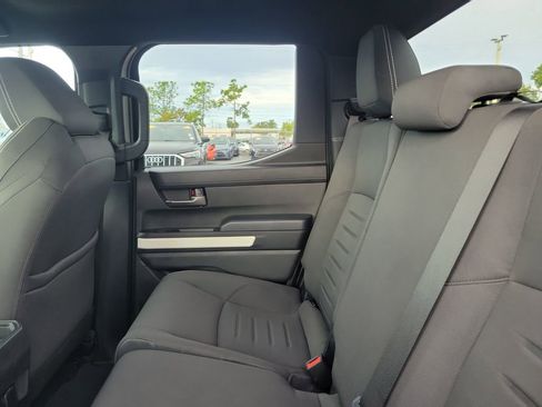 Used 2024 Toyota Tacoma TRD Off-Road image 10