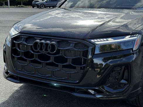 New 2026 Audi SQ7 Prestige AWD/4WD image 7