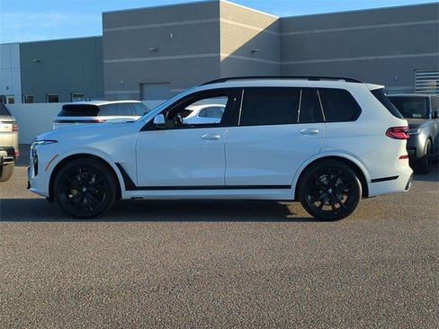 New 2026 BMW X7 xDrive40i w/ M Sport Package image 9