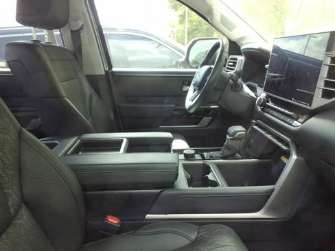 Used 2023 Toyota Tundra Limited image 9