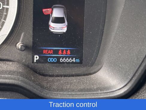 Used 2021 Toyota Corolla LE w/ LE Convenience Package FWD image 3