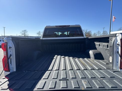 Used 2022 Chevrolet Silverado 3500 High Country w/ Z71 Off-Road Package image 33