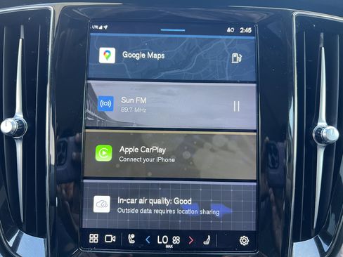 Used 2023 Volvo V60 B5 Cross Country Plus w/ Climate Package image 15