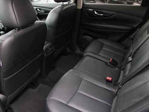Used 2015 Nissan Rogue SL w/ SL Premium Package AWD/4WD image 26