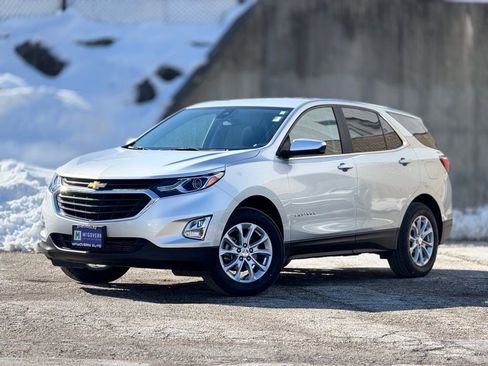 Used 2021 Chevrolet Equinox LT image 1