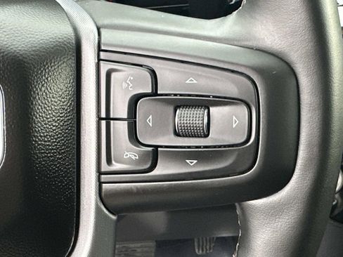 Used 2025 GMC Sierra 1500 SLT image 16