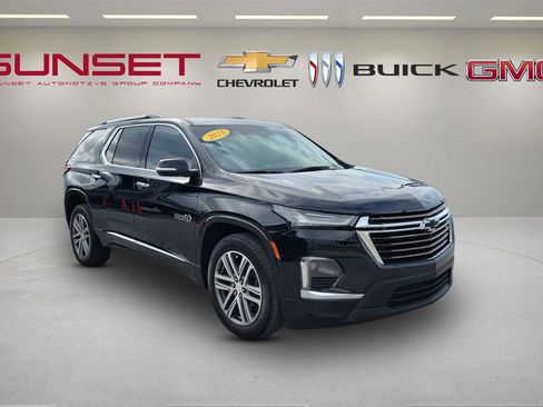 Used 2023 Chevrolet Traverse High Country w/ LPO, Floor Liner Package image 1