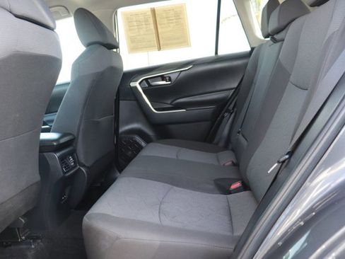 Used 2025 Toyota RAV4 XLE FWD image 14