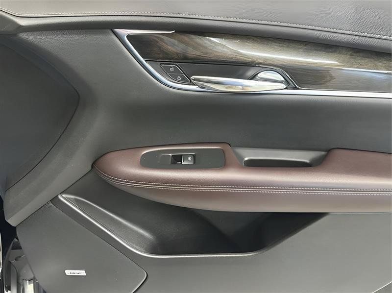 Used 2021 Cadillac XT6 Premium Luxury FWD image 26