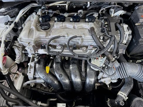 Used 2022 Toyota Corolla LE image 38