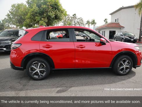Used 2023 Honda HR-V EX-L image 7