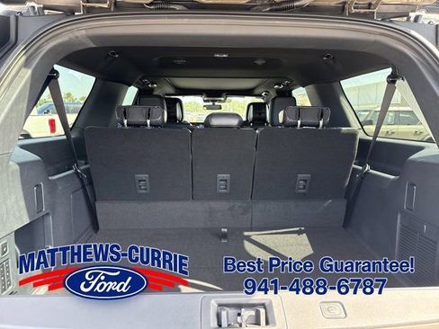 New 2026 Ford Expedition Max Platinum w/ Stealth Appearance Package AWD/4WD image 14