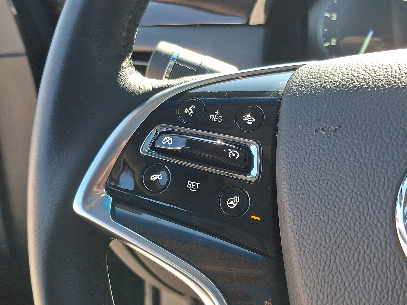 Used 2014 Cadillac XTS Premium FWD image 23