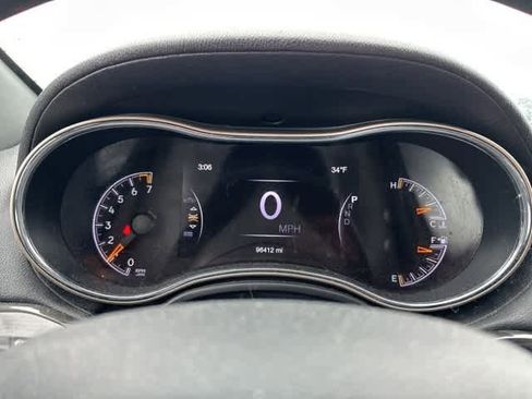 Used 2016 Jeep Grand Cherokee Overland image 8