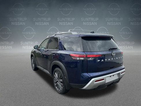 Used 2025 Nissan Pathfinder SL w/ SL Premium Package FWD image 39