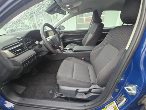 Used 2025 Toyota Camry LE image 17
