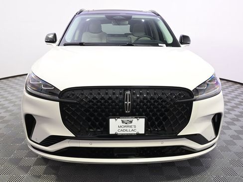 Used 2025 Lincoln Aviator Reserve w/ Equipment Group 201A AWD/4WD image 10