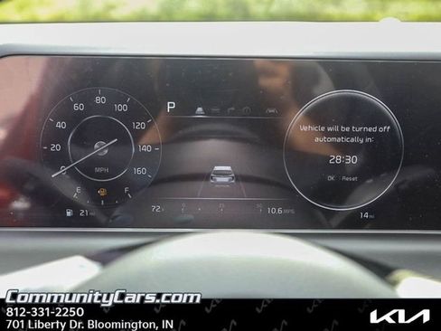 Certified 2025 Kia Seltos X-Line image 11