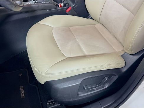 Used 2019 MAZDA CX-5 Touring image 19