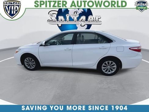 Used 2016 Toyota Camry LE FWD image 5