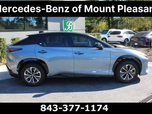 Used 2023 Lexus RZ 450e Premium image 3