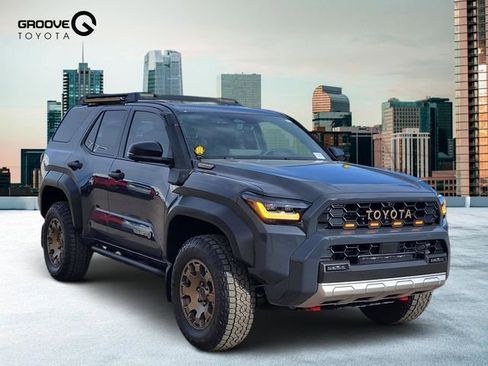 Used 2025 Toyota 4Runner Trailhunter image 8