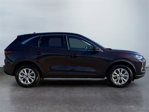 Used 2023 Ford Escape Active w/ Tech Pack #2 image 6