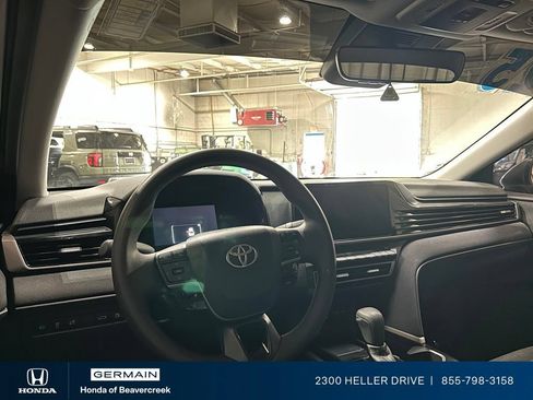 Used 2025 Toyota Camry LE w/ Convenience Package FWD image 15