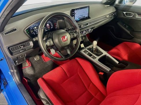 Used 2025 Honda Civic Type R image 11