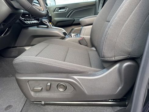 New 2026 GMC Canyon Elevation w/ Convenience Package image 19