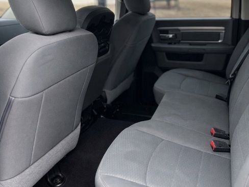 Used 2020 RAM 1500 Classic SLT image 7