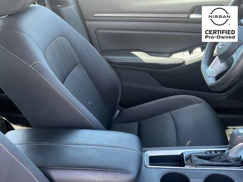 Certified 2025 Nissan Altima 2.5 SV FWD image 10