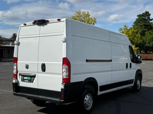 Used 2020 RAM ProMaster 2500 w/ Interior Convenience Group FWD image 6
