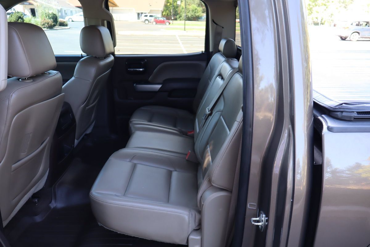 Used 2014 Chevrolet Silverado 1500 LTZ Z71 w/ LTZ Plus Package AWD/4WD image 19