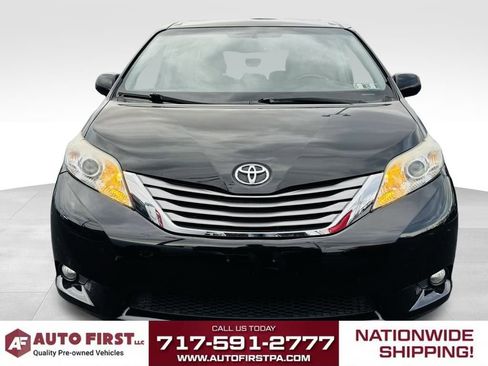 Used 2016 Toyota Sienna XLE image 7