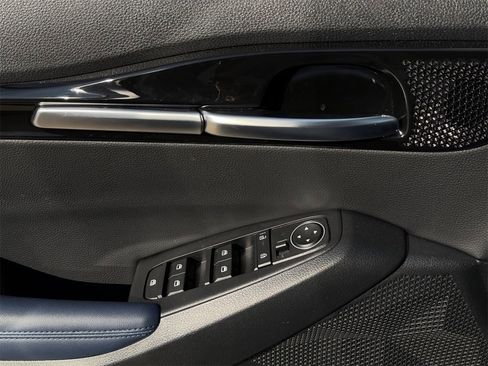 Used 2025 Kia Seltos S image 23