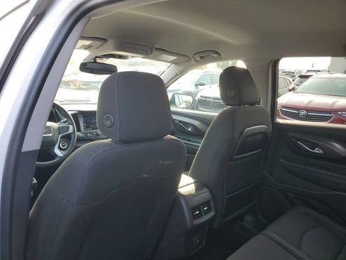 Certified 2023 GMC Terrain SLE w/ Driver Convenience Package FWD image 10