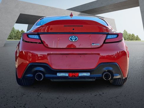 Certified 2023 Toyota GR86 Premium image 5