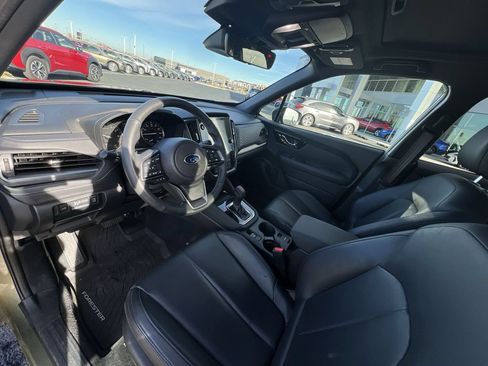 Used 2025 Subaru Forester Limited AWD/4WD image 10