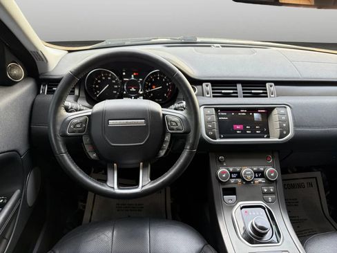 Used 2018 Land Rover Range Rover Evoque SE Premium AWD/4WD image 28