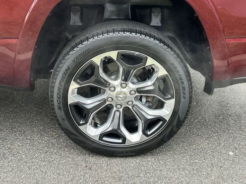 Used 2023 RAM 1500 Limited image 11