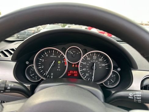 Used 2010 MAZDA MX-5 Miata Grand Touring w/ Premium Pkg RWD image 31