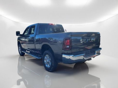 Used 2026 RAM 2500 Big Horn AWD/4WD image 8