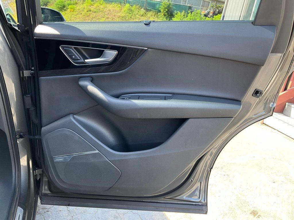 Used 2019 Audi Q7 3.0T Prestige w/ Prestige Package AWD/4WD image 73